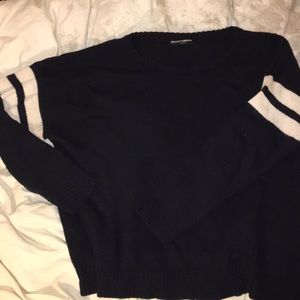 Brandy Melville Crew neck sweater